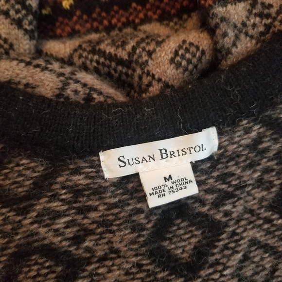 Susan Bristol Wool Nordic Fair Isle Clasp Cardigan - Picture 6 of 7